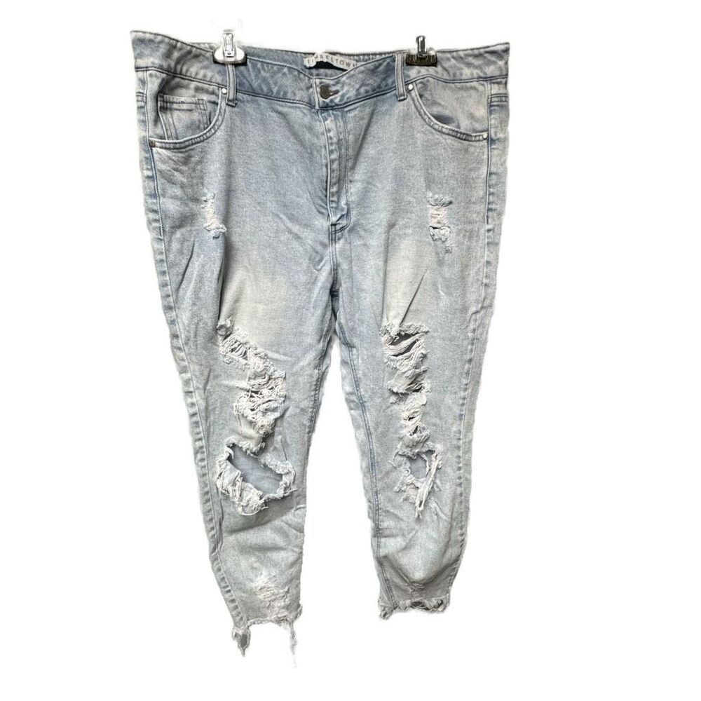 Tinseltown Distressed Jeans.